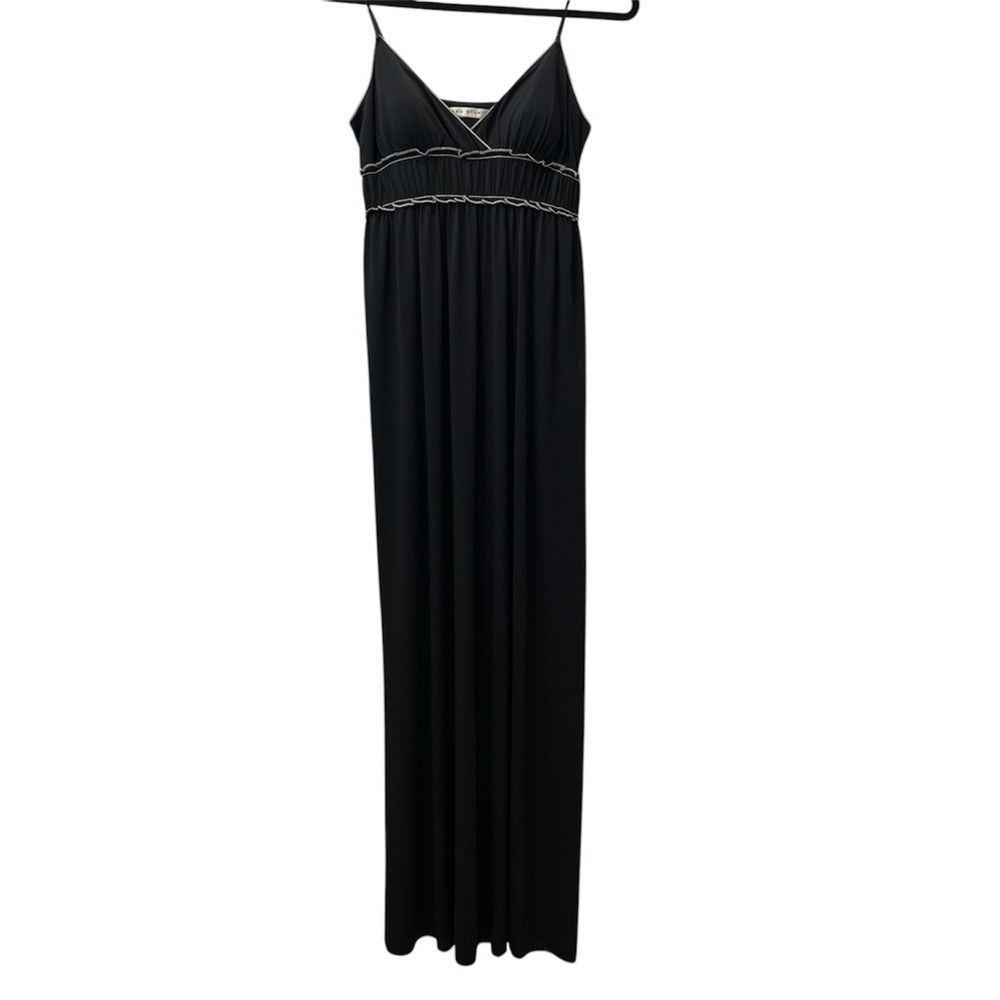 Elegant Black Maxi Dress